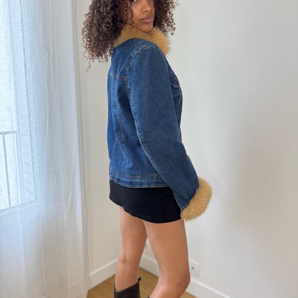 Vintage Italian Denim Jacket with Faux-Fur Collar & Cuffs (S) - Picture 3 of 12